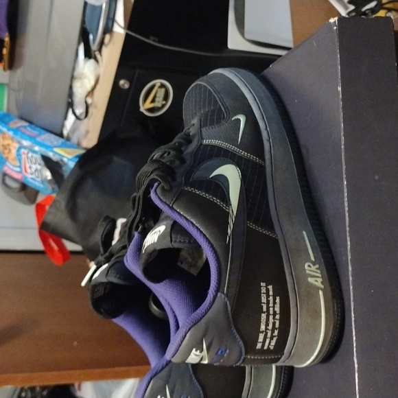 Nike Air Force 1. 07 LV8 black cool gray. Size 9 - Picture 3 of 8